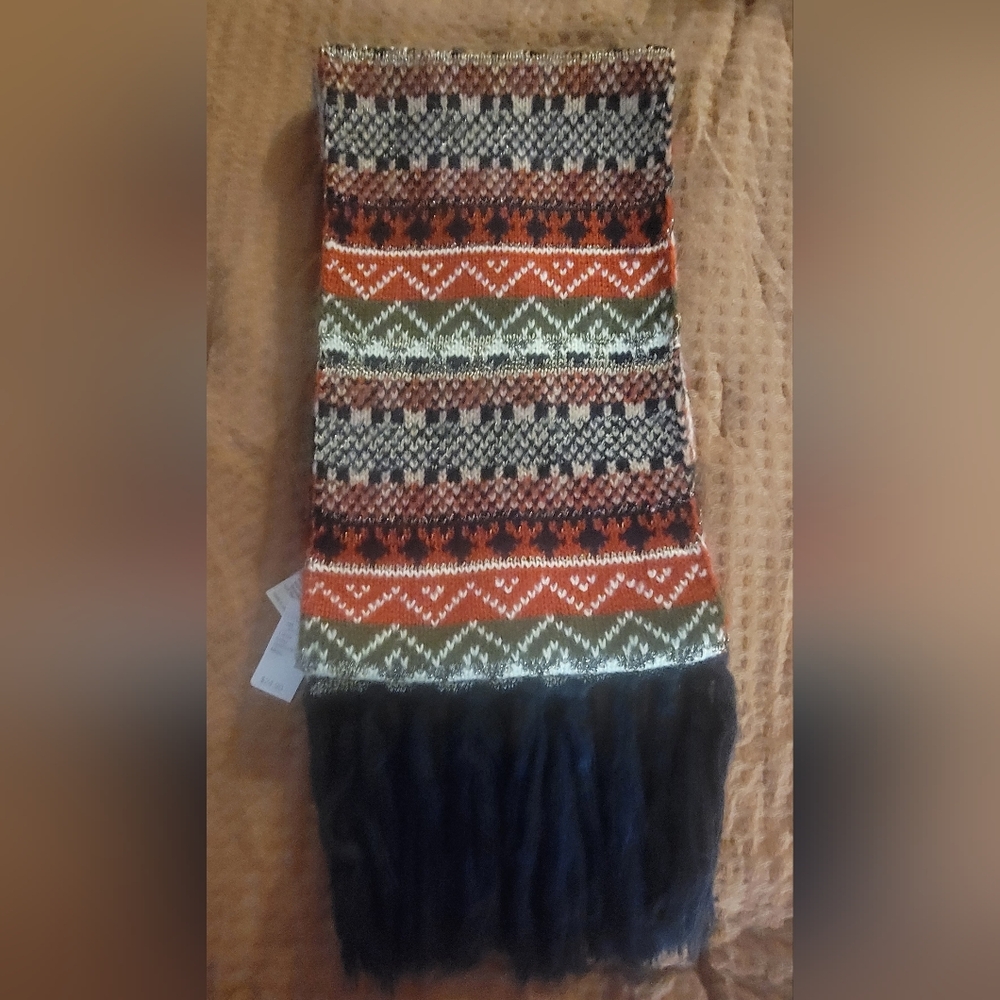 Maurices Red and Green Knit Scarf with Fringe